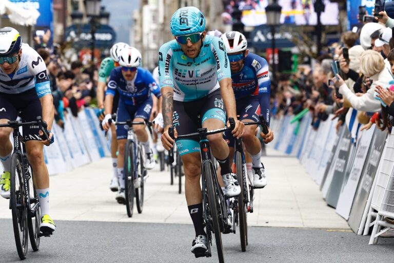VF GROUP BARDIANI-CSF FAIZANÈ: GRAN CAMIÑO, SECONDA TAPPA, PODIO PER MARTIN MARCELLUSI.